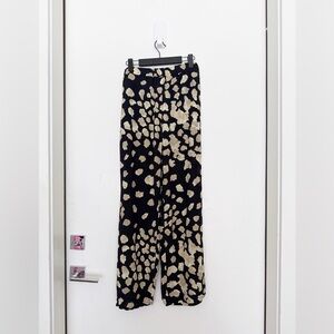 NWT NEW The Kit Harper Navy Polka Dot Pants in Shoreline